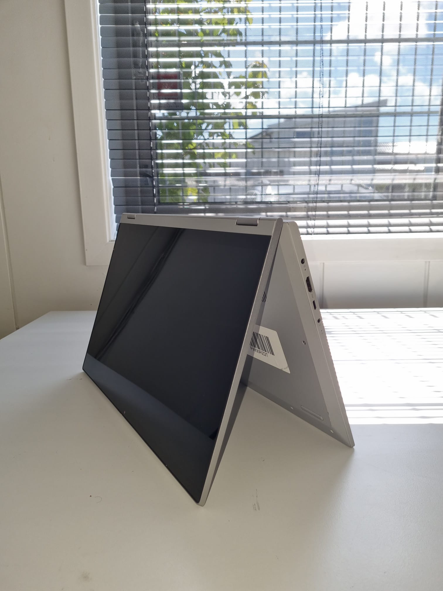 Lenovo Flex 5-15ITL05 (Ideapad) - 2-i-1 - i5 Gen 11 - Image 4