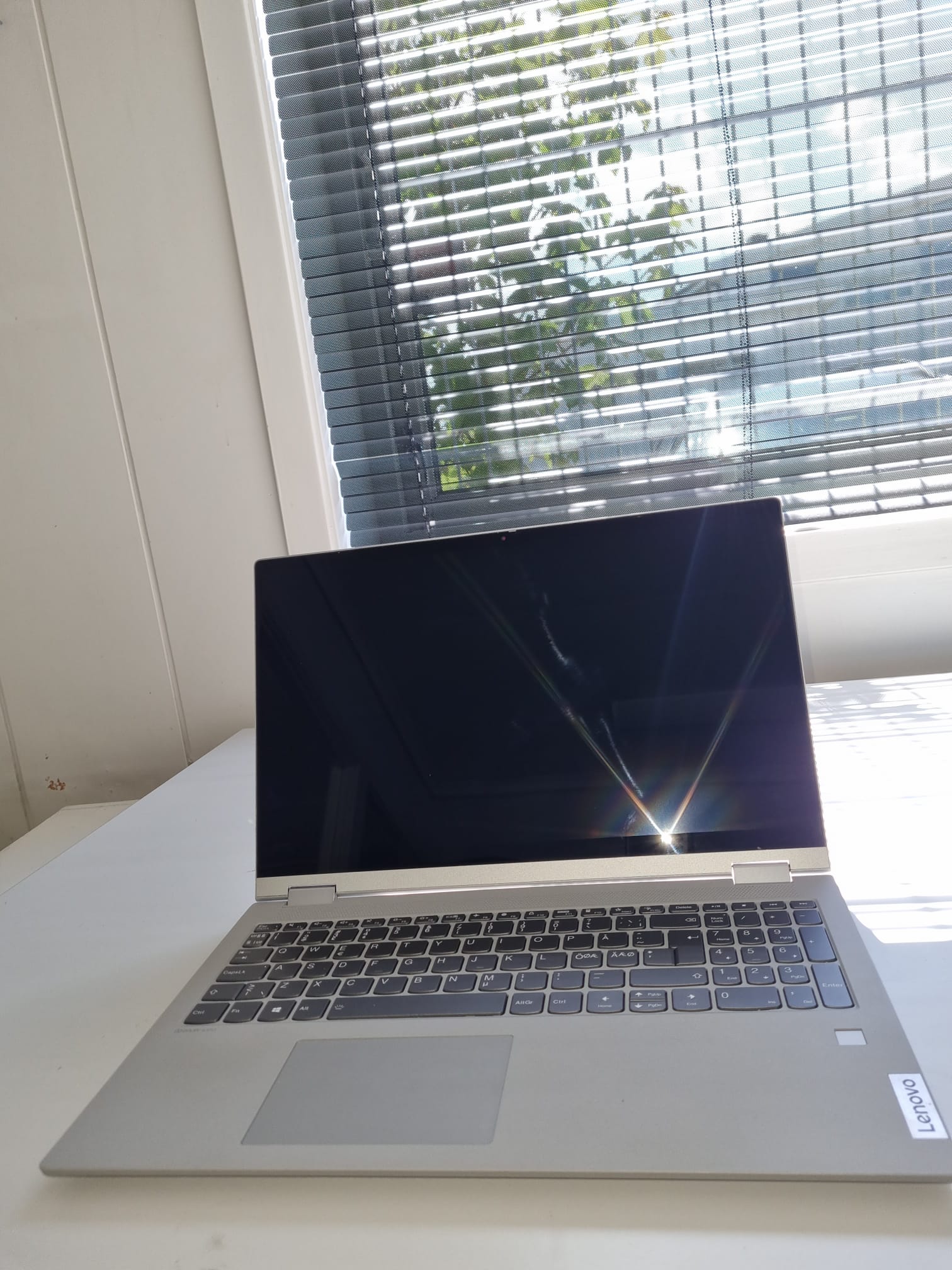 Lenovo Flex 5-15ITL05 (Ideapad) - 2-i-1 - i5 Gen 11 - Image 2